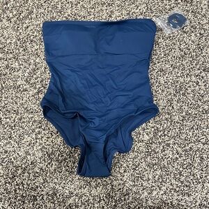 Tommy Bahama Strapless One-Piece Swimsuit in Navy Blue